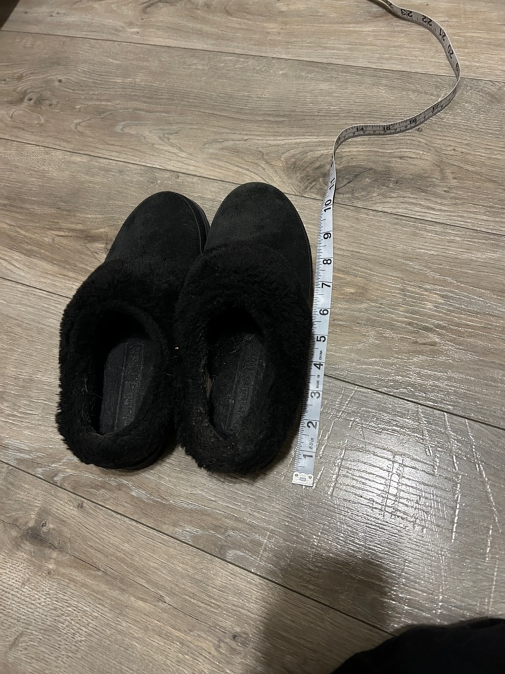 Timberland Women's Black Fleece-Lined Winter Slip-Ons - Picture 9 of 14